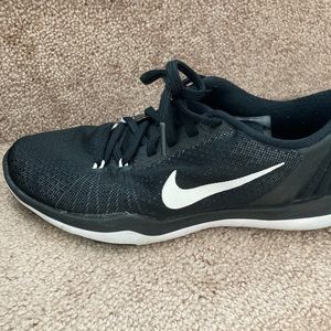 Nike Flywire workout shoes